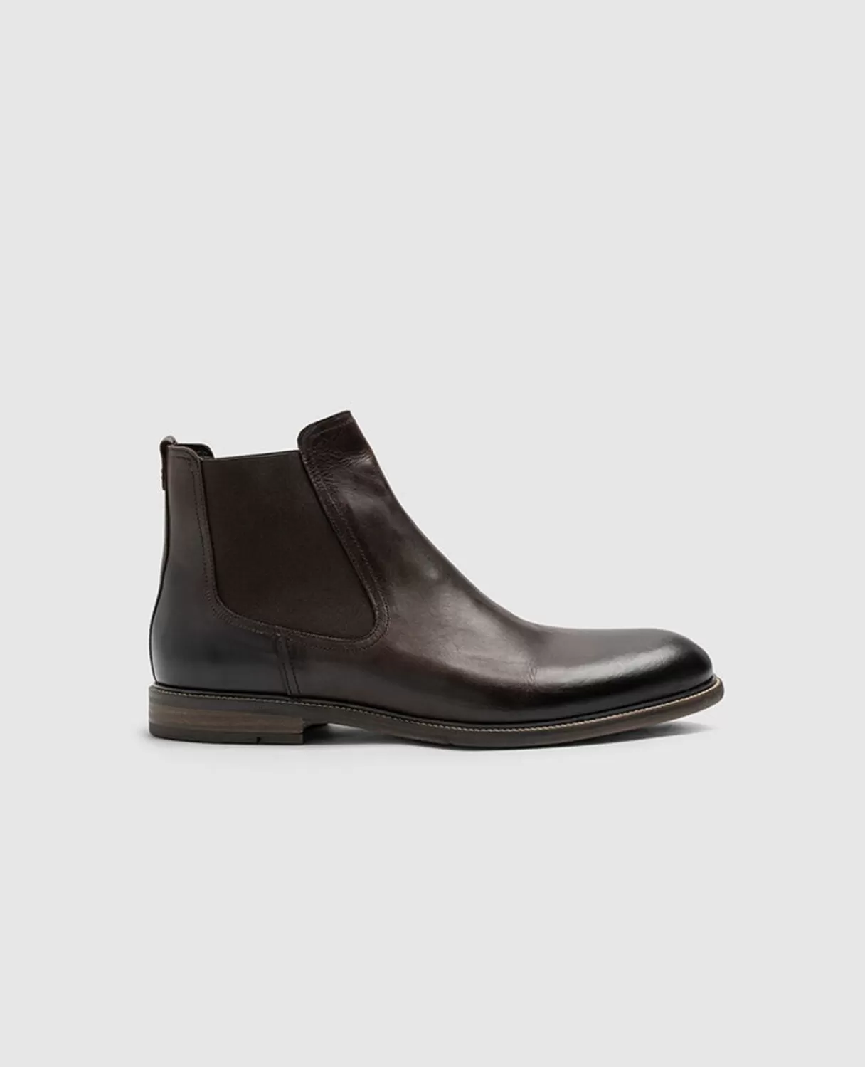 Cheap Rodd & Gunn Port Chalmers Chelsea Boot Brown